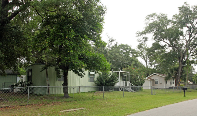 2502 W Belmont St in Pensacola, FL - Building Photo - Building Photo