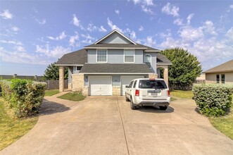 2851 Southampton Way in Round Rock, TX - Building Photo - Building Photo