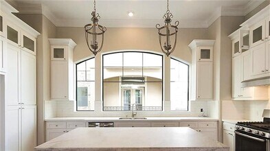 4615 Crawford St in Houston, TX - Building Photo - Building Photo