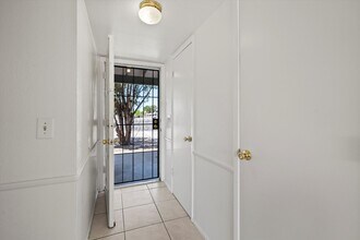 3625 S Prudence Rd in Tucson, AZ - Building Photo - Building Photo
