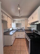533 W Lime Ave in Monrovia, CA - Building Photo - Building Photo