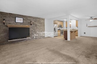 200 SW Burnham Rd in Lake Oswego, OR - Building Photo - Building Photo