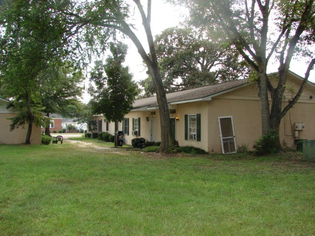 Silverton Apartments in Jackson, SC - Foto de edificio