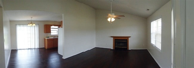 126 Daphne Dr in Hubert, NC - Building Photo - Building Photo