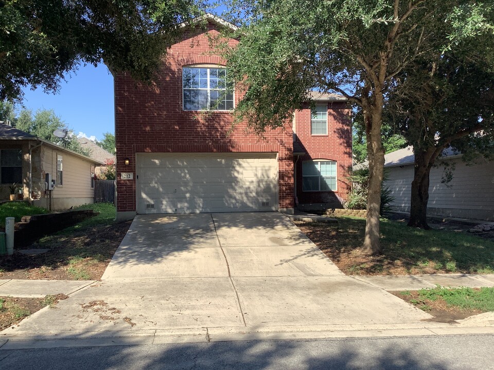 212 Hereford St in Cibolo, TX - Building Photo