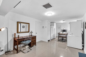 519 NW 52nd St in Miami, FL - Building Photo - Building Photo
