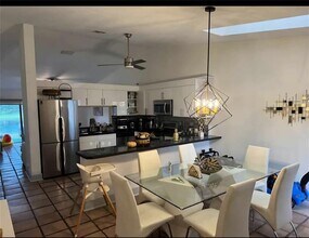 5161 NW 11th Ln in Pompano Beach, FL - Building Photo - Building Photo