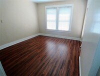 1409 Wentworth St photo'
