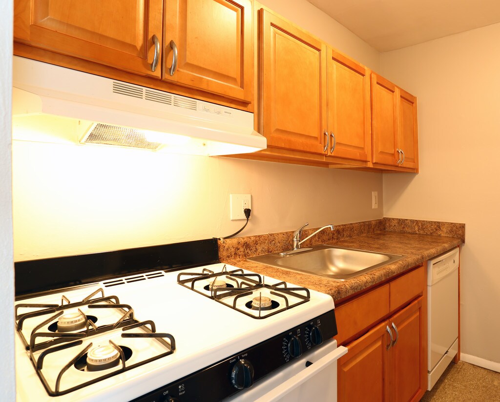 Summit Place Apartments Lindenwold, NJ Apartments