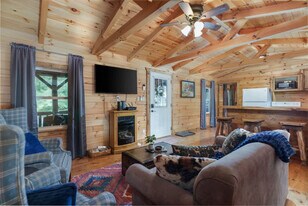 14995 Pleasant Valley Rd, Unit SI ID1496077P in Logan, OH - Building Photo