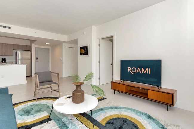 1710 SW 27th Ave in Miami, FL - Building Photo - Building Photo