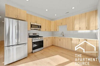2811 W Jackson Blvd-Unit -2 in Chicago, IL - Foto de edificio - Building Photo