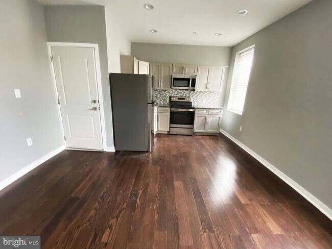 1801 W Venango St in Philadelphia, PA - Building Photo - Building Photo