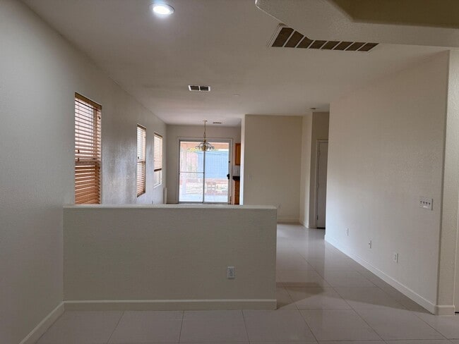 119 Standing Stone St in Las Vegas, NV - Building Photo - Building Photo