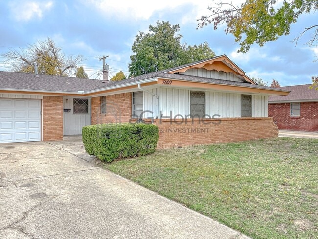 7609 NW 28th St in Bethany, OK - Building Photo - Building Photo