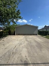 1005 Moore St in Athens, TN - Building Photo - Building Photo