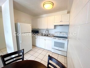 329 California Ave in Wahiawa, HI - Building Photo - Building Photo