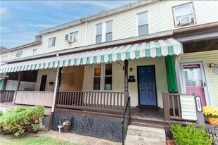 619 E 17th Ave in Munhall, PA - Building Photo