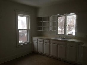 529 Parsells Ave, Unit UP 2nd Floor in Rochester, NY - Building Photo - Building Photo