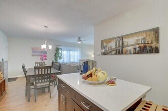 2990 NE 16th Ave in Oakland Park, FL - Building Photo - Building Photo