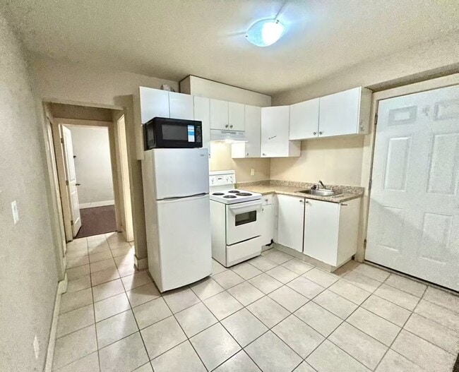 property at 2708 Boundary Rd