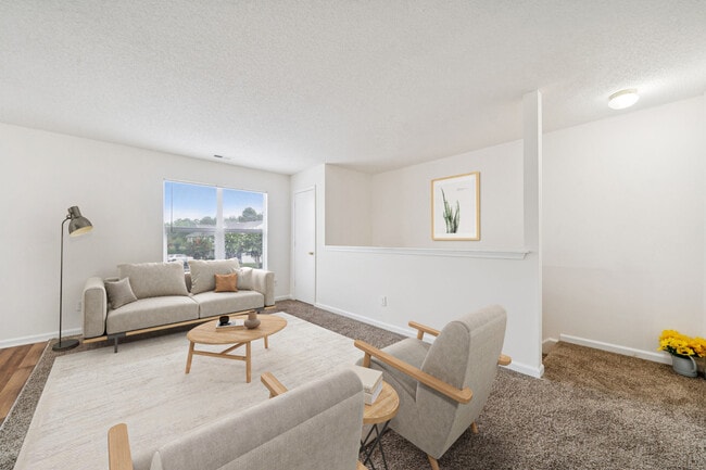 Maplewood Apartments - Tax Credit in Chesapeake, VA - Foto de edificio - Building Photo