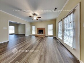 10621 Northwoods Forest Dr in Charlotte, NC - Building Photo - Building Photo