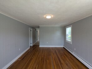 155 Grove St in Providence, RI - Building Photo - Building Photo