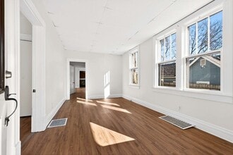 908 Gilmore Ave in Nashville, TN - Foto de edificio - Building Photo