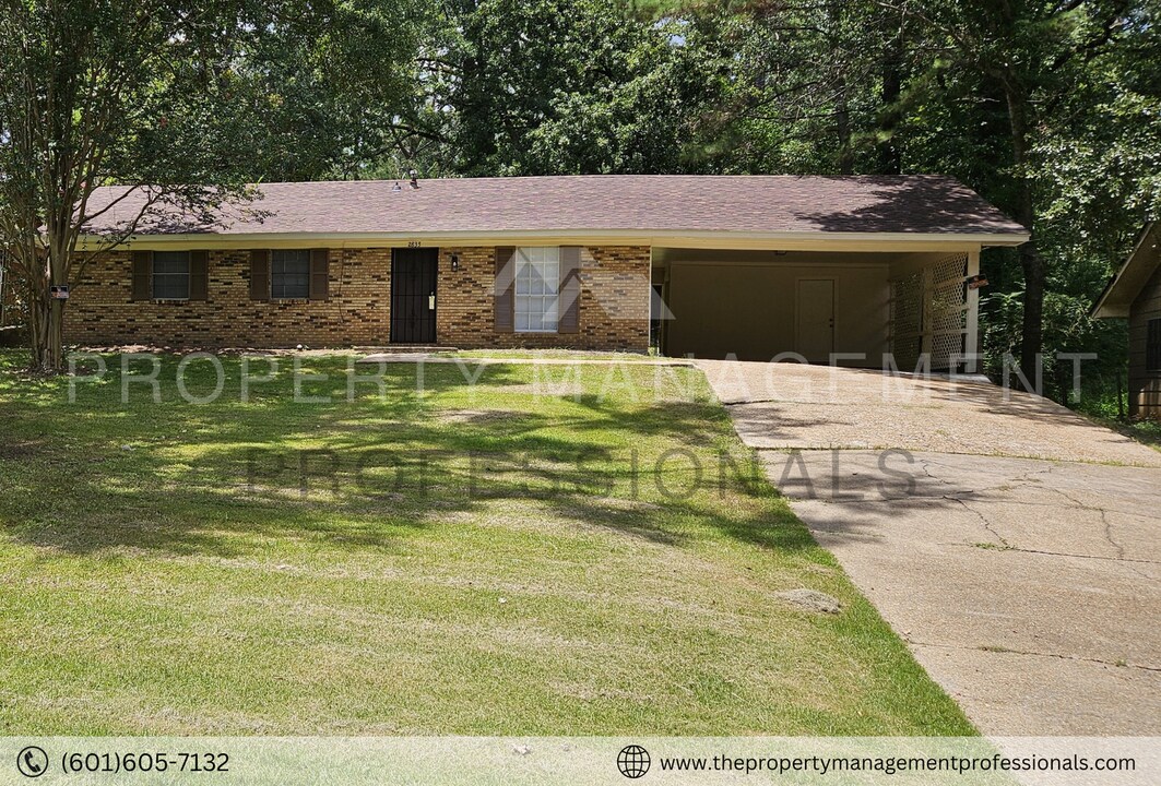 2835 Glenderry St in Jackson, MS - Building Photo