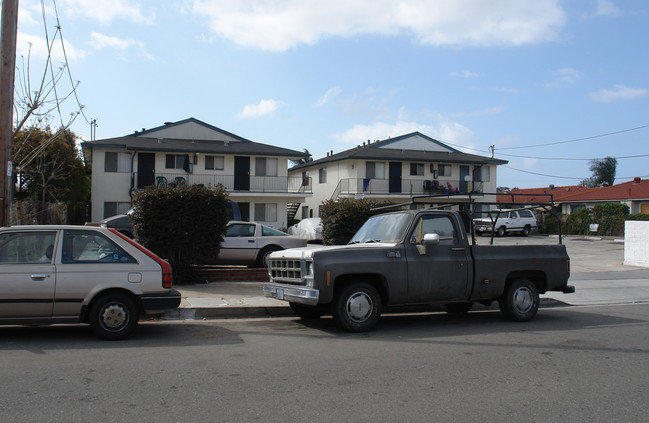 1102-1108 E 3rd Ave in National City, CA - Building Photo - Building Photo