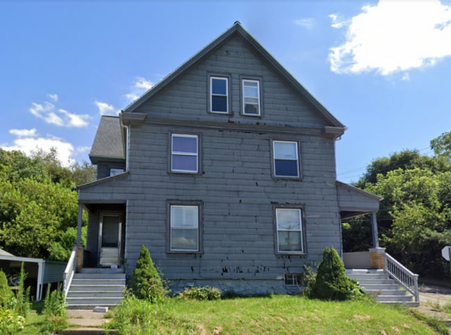 property at 417 Spruce St