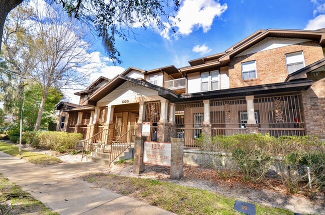 property at 1220 SW 1st Ave