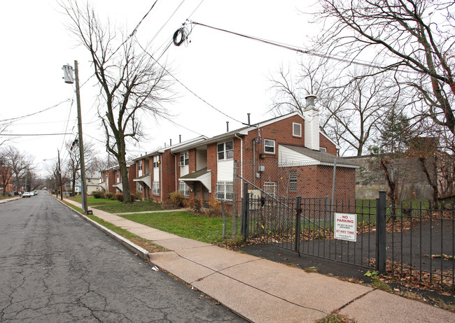 7-21 Sanford St in Hartford, CT - Building Photo - Building Photo