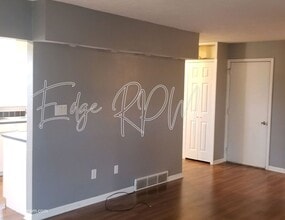 424 Heritage Rd in Cedar Falls, IA - Building Photo - Building Photo