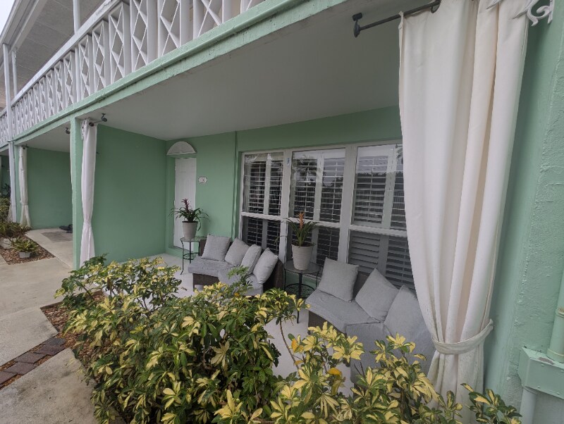 2124 NE 5th Ave in Wilton Manors, FL - Building Photo