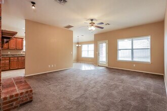 8524 SW 37th St in Oklahoma City, OK - Building Photo - Building Photo
