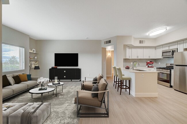 Spanish Ridge Apartments in Las Vegas, NV - Foto de edificio - Building Photo