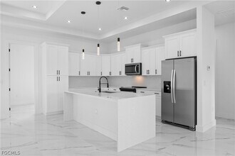 719 Fullerton Ave S in Lehigh Acres, FL - Building Photo - Building Photo