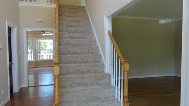 205 Ludlow Dr in Seaford, VA - Building Photo - Building Photo