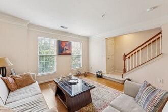 1506 Northern Neck Dr in Vienna, VA - Building Photo - Building Photo