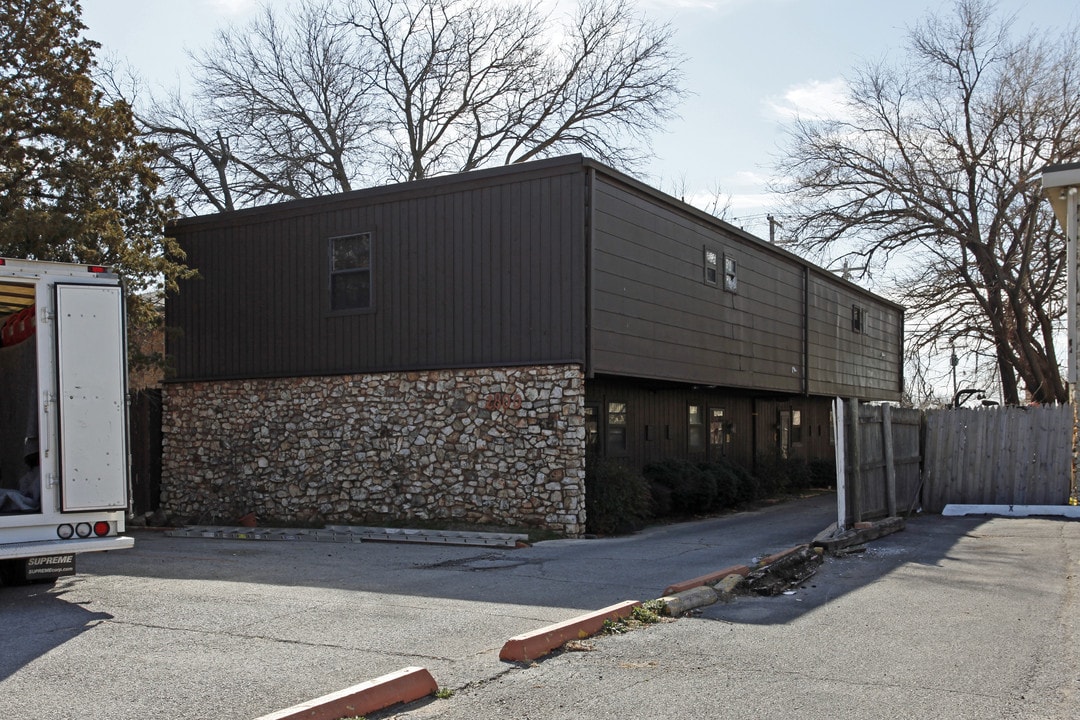 2800 NW 57th St in Oklahoma City, OK - Building Photo