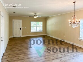 605A 3rd St in Destin, FL - Building Photo - Building Photo