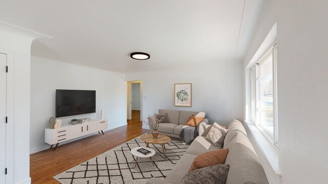property at 731 Poplar St