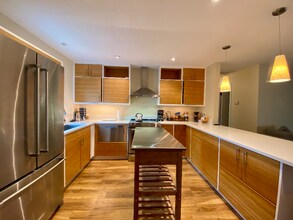4300 Beach Dr SE in St. Petersburg, FL - Building Photo - Building Photo