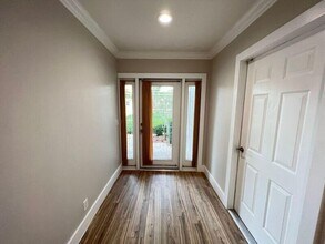 4216 Sea Grape Dr in Lauderdale-by-the-Sea, FL - Building Photo - Building Photo