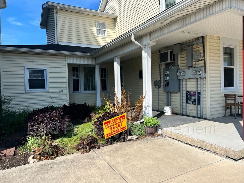 8490 Lancaster Ave in Bethel, PA - Building Photo