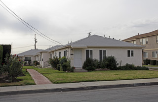 1928-1930 2nd St Apartments