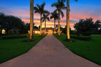 15390 Earhart Pl in Wellington, FL - Building Photo - Building Photo