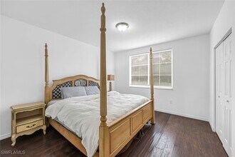 1220 Reserve Way in Naples, FL - Building Photo - Building Photo